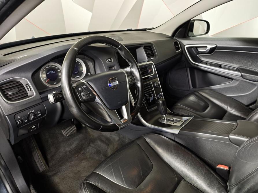 Volvo S60 II Москва  - изображение 18
