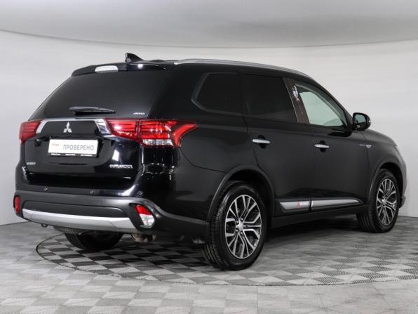 Mitsubishi Outlander III Рестайлинг 3 с пробегом 2018 года, цена 1 900 000 рублей, 173892 км, внедорожник, Автокод Объявления