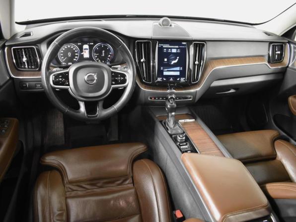 Volvo XC60 II с пробегом 2018 года, цена 3 299 900 рублей, 194759 км, внедорожник, Автокод Объявления