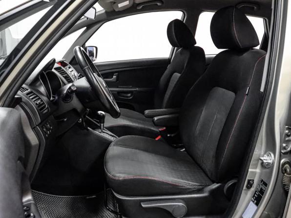 Kia Venga I Рестайлинг с пробегом 2015 года, цена 999 000 рублей, 142708 км, компактвэн, Автокод Объявления