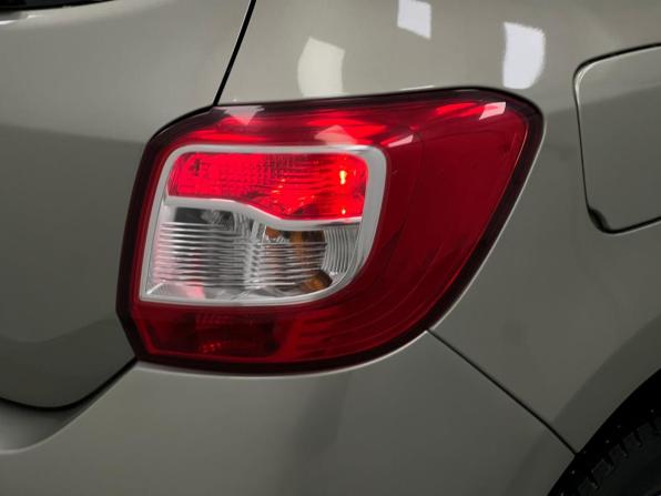 Renault Sandero II с пробегом 2015 года, цена 470 000 рублей, 141377 км, хэтчбек, Автокод Объявления