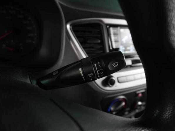 Hyundai Solaris II с пробегом 2017 года, цена 1 169 000 рублей, 113969 км, седан, Автокод Объявления