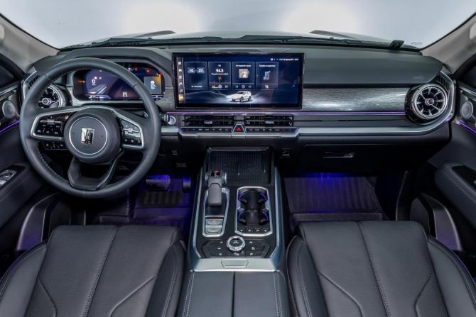 Tank 400 I с пробегом 2025 года, цена 4 972 000 рублей, 18821 км, внедорожник, Автокод Объявления