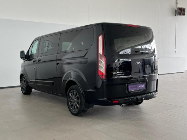 Ford Tourneo Custom I Рестайлинг с пробегом 2019 года, цена 3 250 000 рублей, 208000 км, минивэн, Автокод Объявления