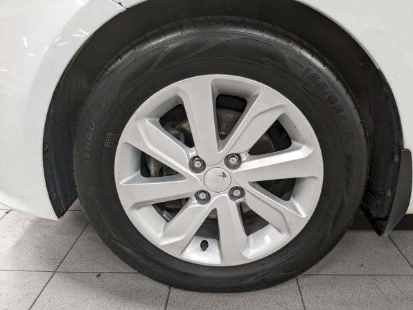 Kia Rio III Рестайлинг с пробегом 2016 года, цена 1 050 000 рублей, 122670 км, седан, Автокод Объявления