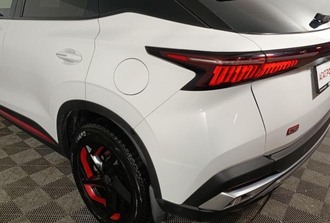 Omoda C5 I с пробегом 2023 года, цена 1 990 000 рублей, 52581 км, внедорожник, Автокод Объявления