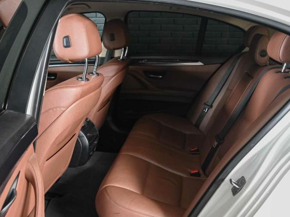 BMW 5 серии VI (F10/F11/F07) Рестайлинг с пробегом 2015 года, цена 2 000 000 рублей, 146284 км, седан, Автокод Объявления