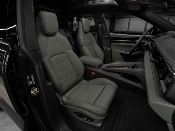 Porsche Macan II с пробегом 2026 года, цена 16 600 000 рублей, 1 км, внедорожник, Автокод Объявления