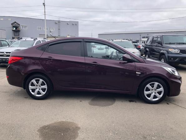Hyundai Solaris I с пробегом 2013 года, цена 735 000 рублей, 199438 км, седан, Автокод Объявления