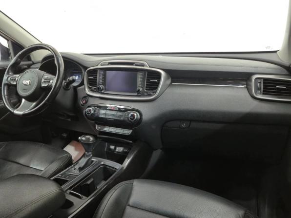 Kia Sorento III Prime Рестайлинг с пробегом 2017 года, цена 2 020 000 рублей, 135319 км, внедорожник, Автокод Объявления