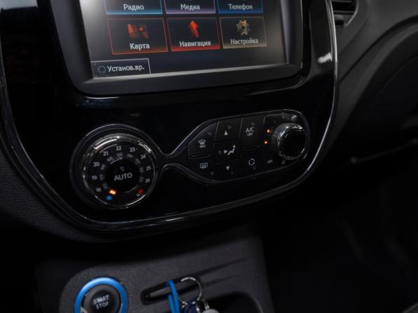 Renault Kaptur I с пробегом 2017 года, цена 1 875 000 рублей, 41201 км, внедорожник, Автокод Объявления
