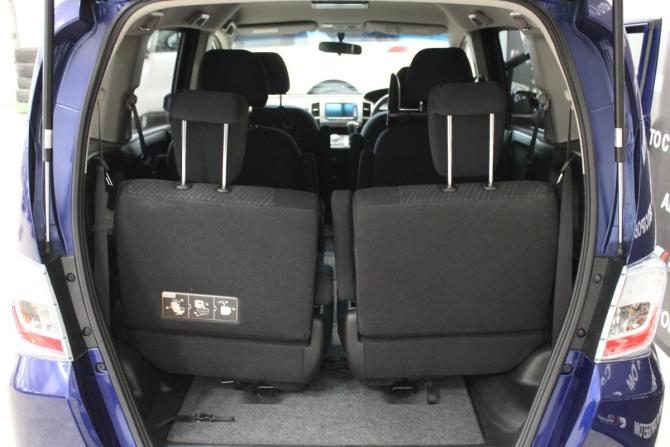 Honda Freed I Рестайлинг с пробегом 2011 года, цена 1 029 000 рублей, 160000 км, компактвэн, Автокод Объявления