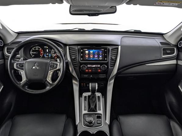 Mitsubishi Pajero Sport III с пробегом 2017 года, цена 2 790 000 рублей, 103500 км, внедорожник, Автокод Объявления