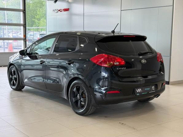 Kia Ceed II с пробегом 2012 года, цена 1 087 000 рублей, 98991 км, хэтчбек, Автокод Объявления