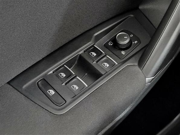 Volkswagen Tiguan II с пробегом 2018 года, цена 2 200 000 рублей, 136034 км, внедорожник, Автокод Объявления