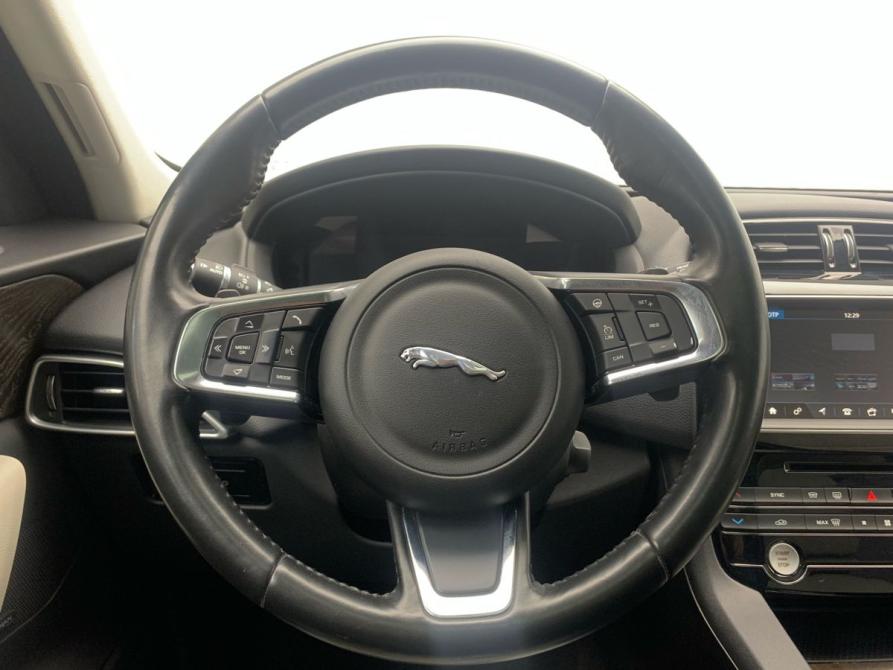 Jaguar F-Pace I Мурманск  - изображение 23