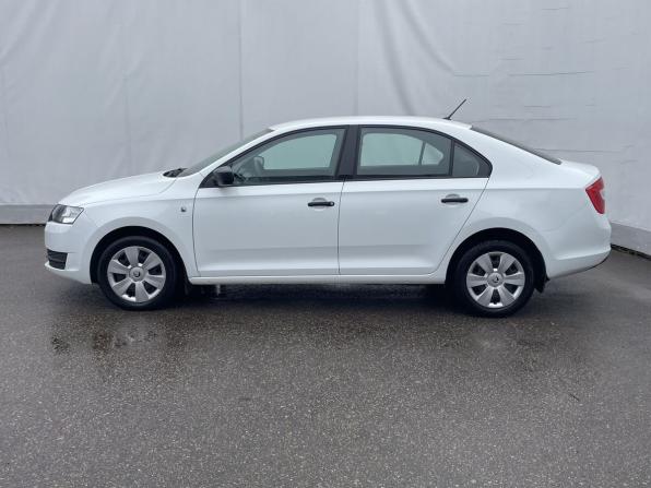 Skoda Rapid I с пробегом 2015 года, цена 1 070 000 рублей, 124590 км, лифтбек, Автокод Объявления