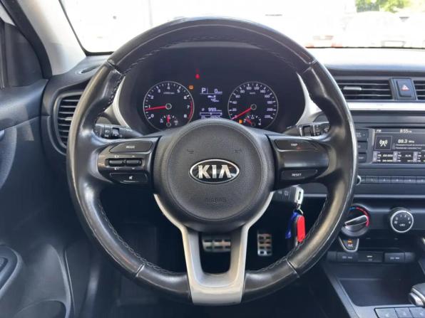 Kia Rio IV Рестайлинг с пробегом 2021 года, цена 1 249 000 рублей, 109247 км, седан, Автокод Объявления