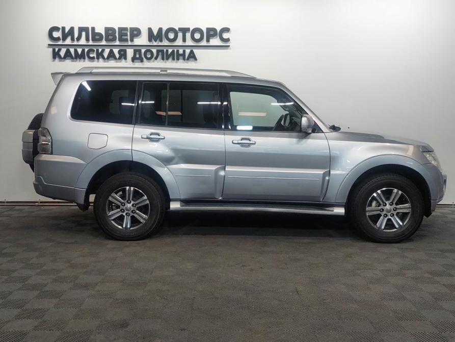 Mitsubishi Pajero IV Рестайлинг 1 Пермь  - изображение 4
