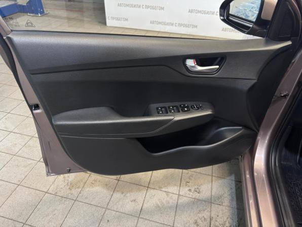 Hyundai Solaris II Рестайлинг с пробегом 2020 года, цена 1 499 000 рублей, 58673 км, седан, Автокод Объявления