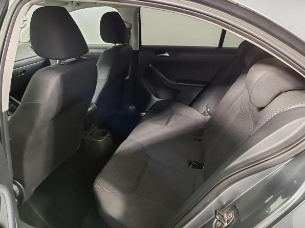 Volkswagen Jetta VI с пробегом 2013 года, цена 735 000 рублей, 296237 км, седан, Автокод Объявления