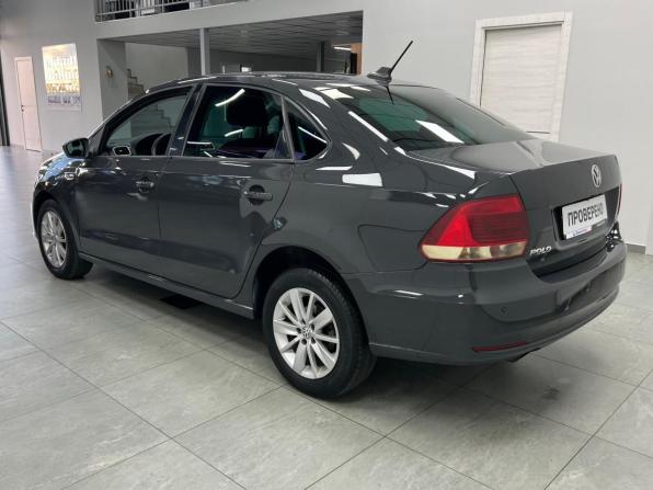 Volkswagen Polo V Рестайлинг с пробегом 2018 года, цена 800 000 рублей, 216983 км, седан, Автокод Объявления