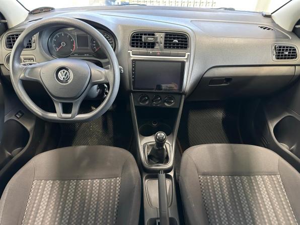 Volkswagen Polo V Рестайлинг с пробегом 2016 года, цена 1 000 000 рублей, 137542 км, седан, Автокод Объявления