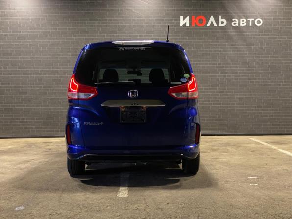 Honda Freed II с пробегом 2017 года, цена 1 450 000 рублей, 191540 км, компактвэн, Автокод Объявления