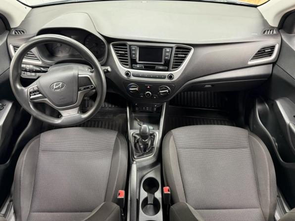 Hyundai Solaris II с пробегом 2017 года, цена 1 131 520 рублей, 143505 км, седан, Автокод Объявления