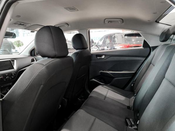 Hyundai Solaris II с пробегом 2018 года, цена 1 250 000 рублей, 157391 км, седан, Автокод Объявления