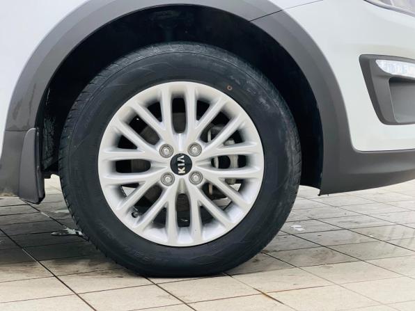 Kia Rio IV с пробегом 2019 года, цена 1 550 000 рублей, 95000 км, хэтчбек, Автокод Объявления