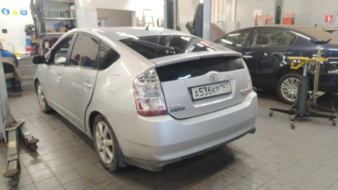 Toyota Prius II Рестайлинг (XW20) с пробегом 2008 года, цена 555 000 рублей, 244773 км, лифтбек, Автокод Объявления