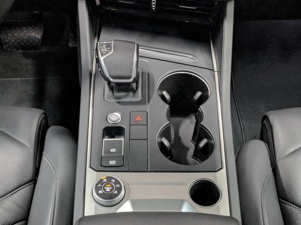 Volkswagen Touareg III с пробегом 2018 года, цена 5 270 000 рублей, 96155 км, внедорожник, Автокод Объявления