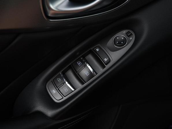 Infiniti Q50 I Рестайлинг с пробегом 2017 года, цена 2 549 050 рублей, 102529 км, седан, Автокод Объявления