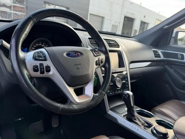 Ford Explorer V с пробегом 2012 года, цена 1 950 000 рублей, 137399 км, внедорожник, Автокод Объявления