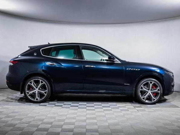 Maserati Levante I Рестайлинг с пробегом 2021 года, цена 8 000 000 рублей, 29715 км, внедорожник, Автокод Объявления