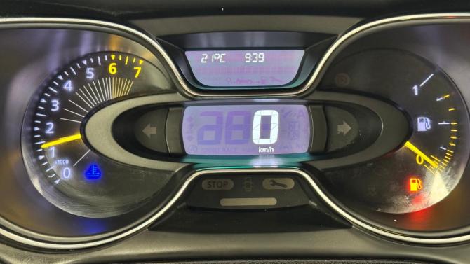 Renault Kaptur I с пробегом 2016 года, цена 1 350 000 рублей, 76100 км, внедорожник, Автокод Объявления