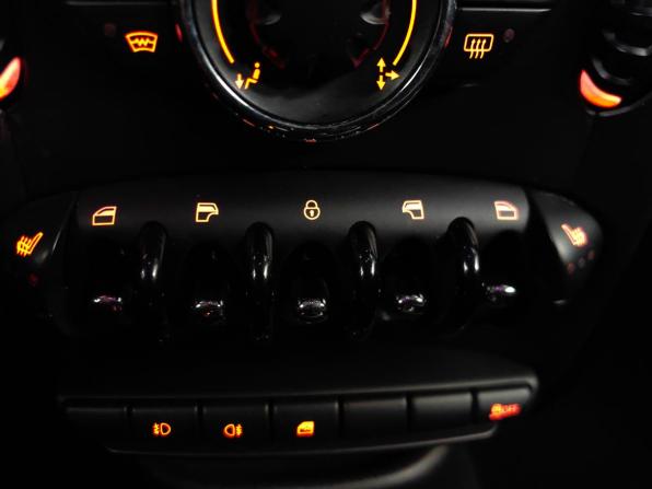Mini Countryman I с пробегом 2011 года, цена 899 000 рублей, 176806 км, внедорожник, Автокод Объявления