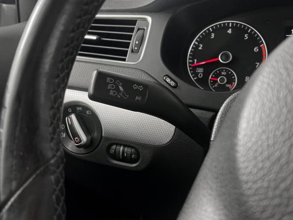 Volkswagen Jetta VI с пробегом 2013 года, цена 1 043 300 рублей, 162872 км, седан, Автокод Объявления