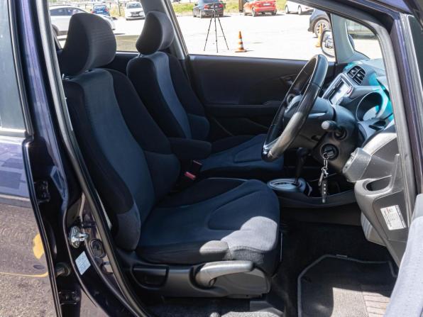 Honda Fit II с пробегом 2010 года, цена 790 000 рублей, 169639 км, хэтчбек, Автокод Объявления