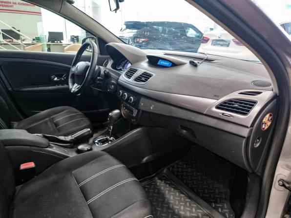 Renault Megane III Рестайлинг с пробегом 2013 года, цена 730 000 рублей, 173000 км, хэтчбек, Автокод Объявления