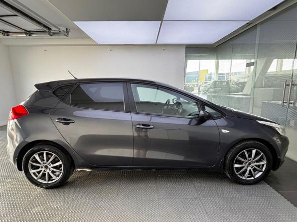 Kia Ceed II с пробегом 2014 года, цена 820 000 рублей, 284400 км, хэтчбек, Автокод Объявления