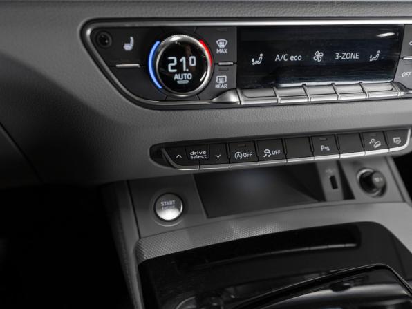 Audi Q5 II (FY) Рестайлинг с пробегом 2021 года, цена 4 050 000 рублей, 145225 км, внедорожник, Автокод Объявления