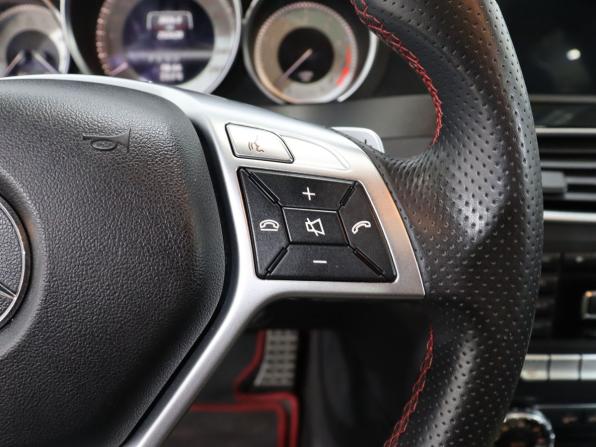Mercedes-Benz C-Класс III (W204) Рестайлинг с пробегом 2013 года, цена 1 649 000 рублей, 252627 км, седан, Автокод Объявления