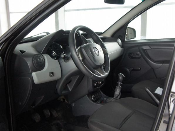 Renault Duster I Рестайлинг с пробегом 2016 года, цена 949 000 рублей, 117000 км, внедорожник, Автокод Объявления