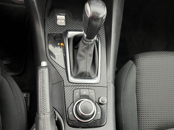 Mazda 3 III (BM) Рестайлинг с пробегом 2018 года, цена 1 250 000 рублей, 129810 км, седан, Автокод Объявления