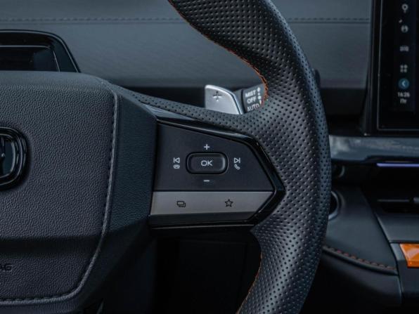 Changan UNI-V I с пробегом 2024 года, цена 2 597 000 рублей, 53895 км, лифтбек, Автокод Объявления