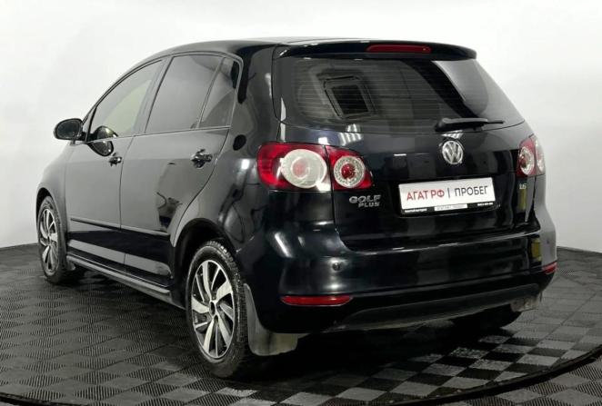Volkswagen Golf Plus II с пробегом 2012 года, цена 650 000 рублей, 205857 км, хэтчбек, Автокод Объявления