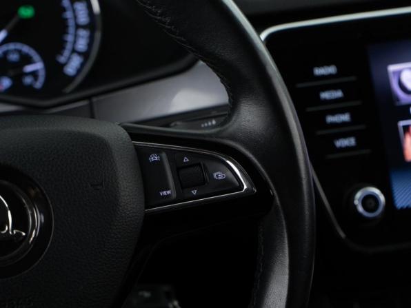 Skoda Superb III с пробегом 2018 года, цена 2 178 055 рублей, 105707 км, лифтбек, Автокод Объявления