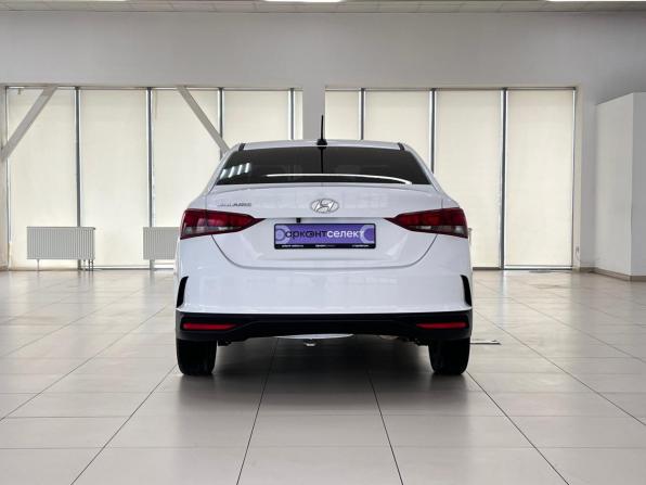 Hyundai Solaris II Рестайлинг с пробегом 2021 года, цена 1 630 000 рублей, 99916 км, седан, Автокод Объявления